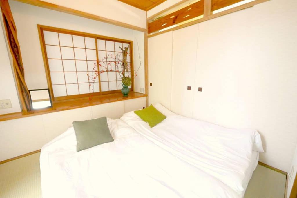 マスク配布ありa5 新宿10分 10人宿泊可能 出張在宅勤務に最適!!宿泊型テレワークスペース!!Wifi完備 回線安定してます!!長期宿泊受付中 Токио Екстериор снимка