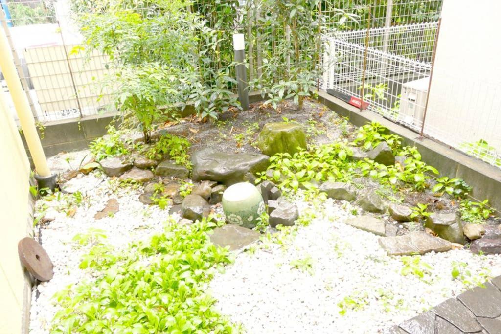 マスク配布ありa5 新宿10分 10人宿泊可能 出張在宅勤務に最適!!宿泊型テレワークスペース!!Wifi完備 回線安定してます!!長期宿泊受付中 Токио Екстериор снимка